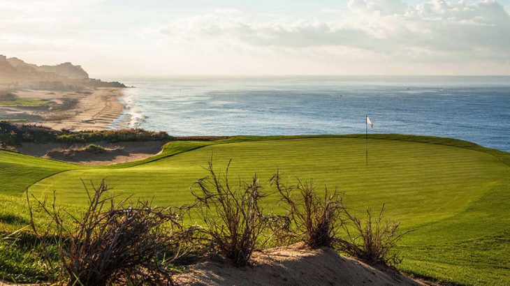 golf-course-green-on-the-water