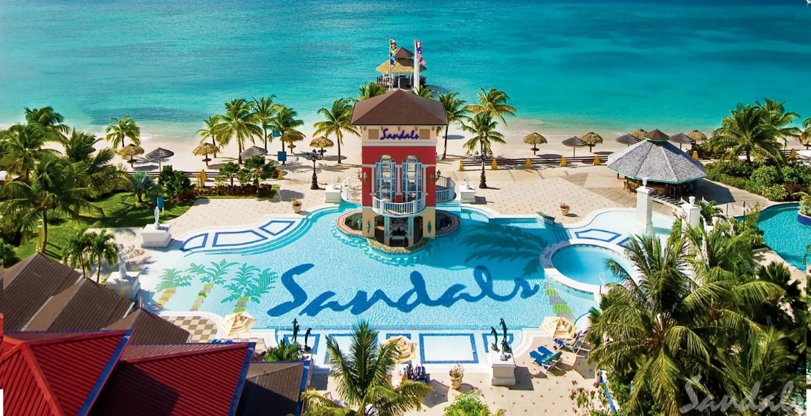 aerial-view-pool-beach-palm-trees-sandals-grand-st-lucian