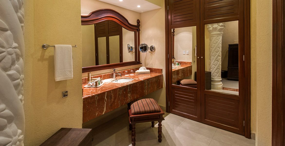 resort-suite-dark-wood-bathroom-vanity