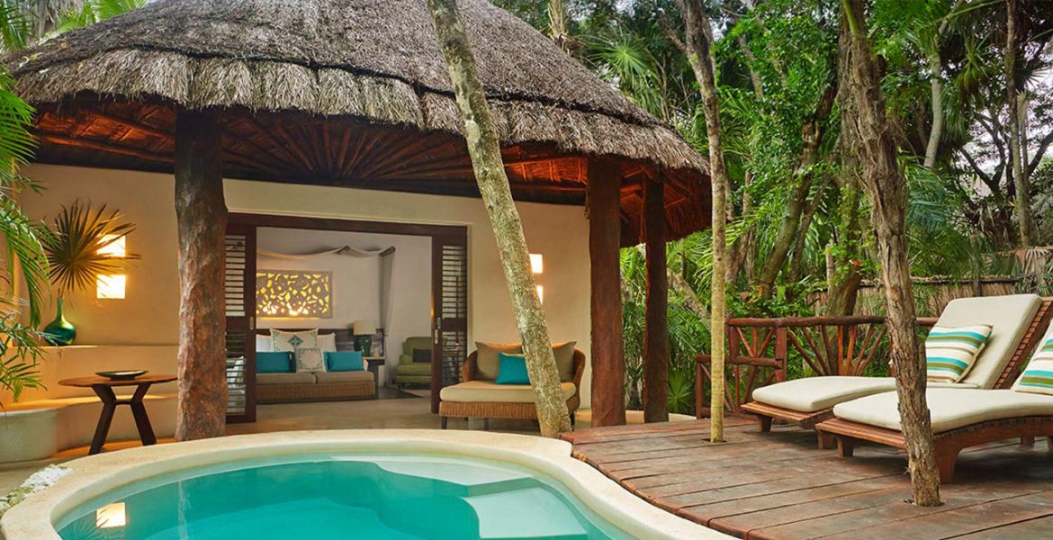 resort-suite-with-private-pool