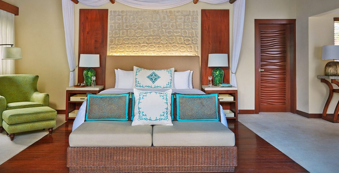 resort-room-natural-furniture