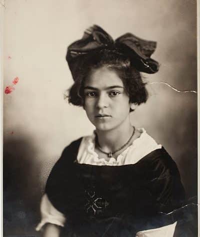 old-photograph-frida-kahlo-child