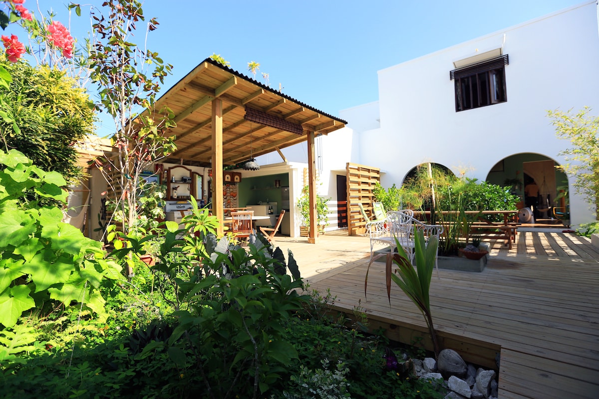 Sunny outside kitchen and deck at the Dreamcatcher Hotel