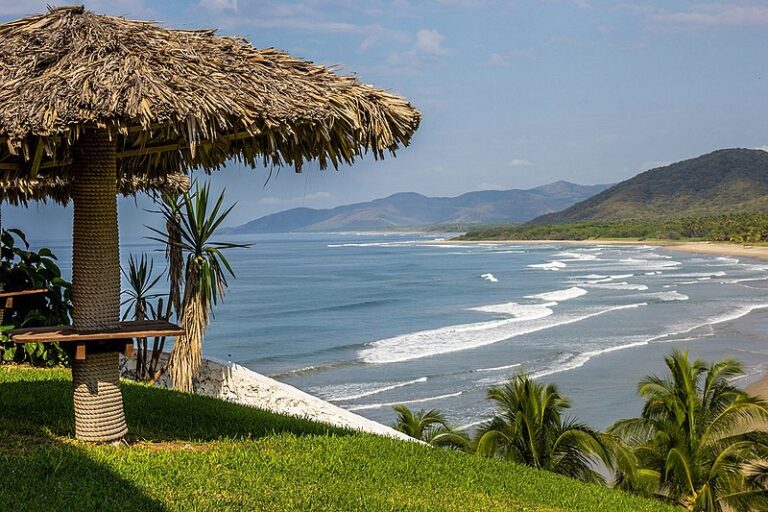 beach-view-next-to-palapa