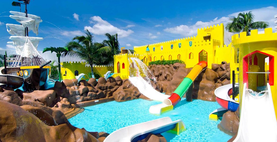 resort-kids-pool-water-slide