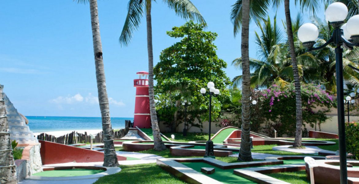 hotel-property-beach-view-green-tree