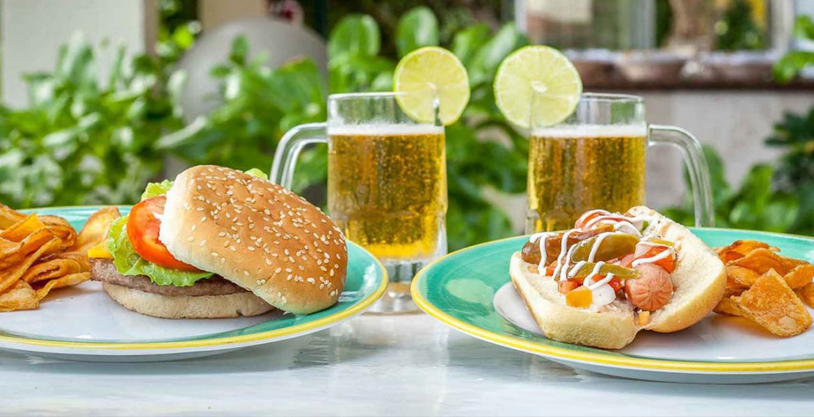 beers-burger-on-white-table