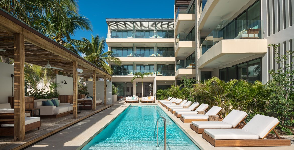 resort-pool-white-building