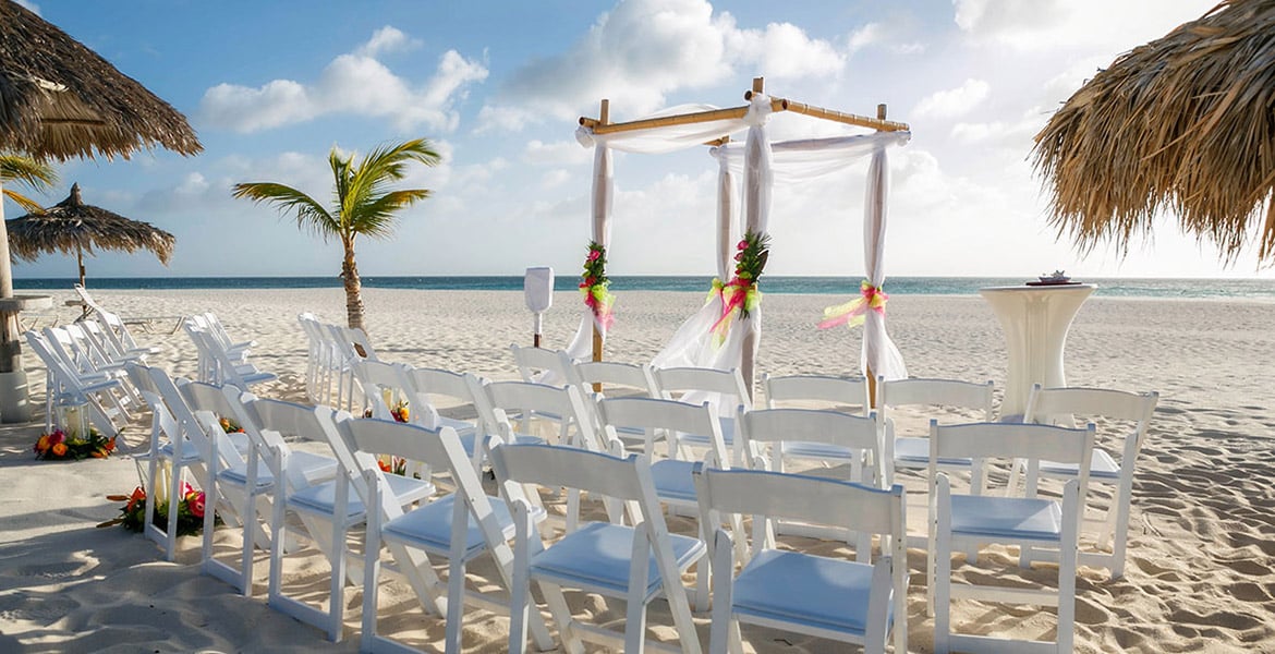 manchebo-beach-resort-aruba-beach-wedding-setup