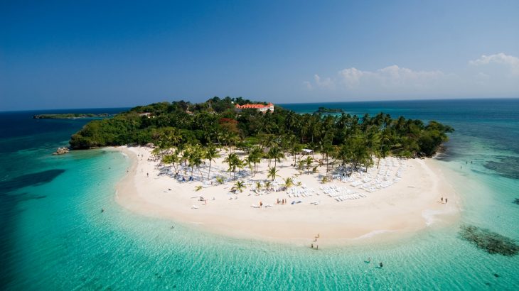 aerial-view-island-turquoise-clear-water-white-sand