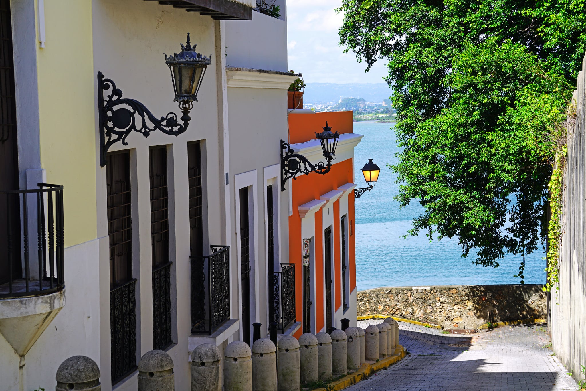 7 Historic Beachfront Towns to Visit on a Caribbean Beach Vacation