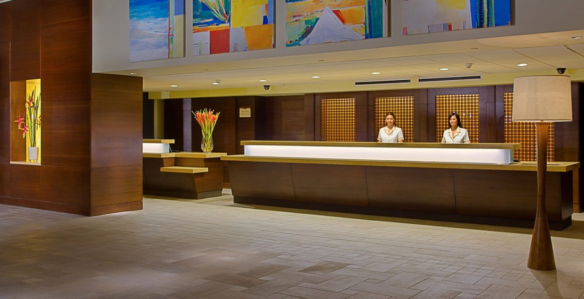 front-desk-Aruba-Marriott-Resort-Stellaris-Casino