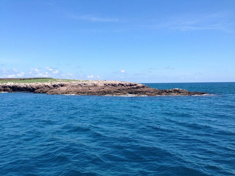 islas-marietas-national-park-puerto-vallarta-beach-vacation