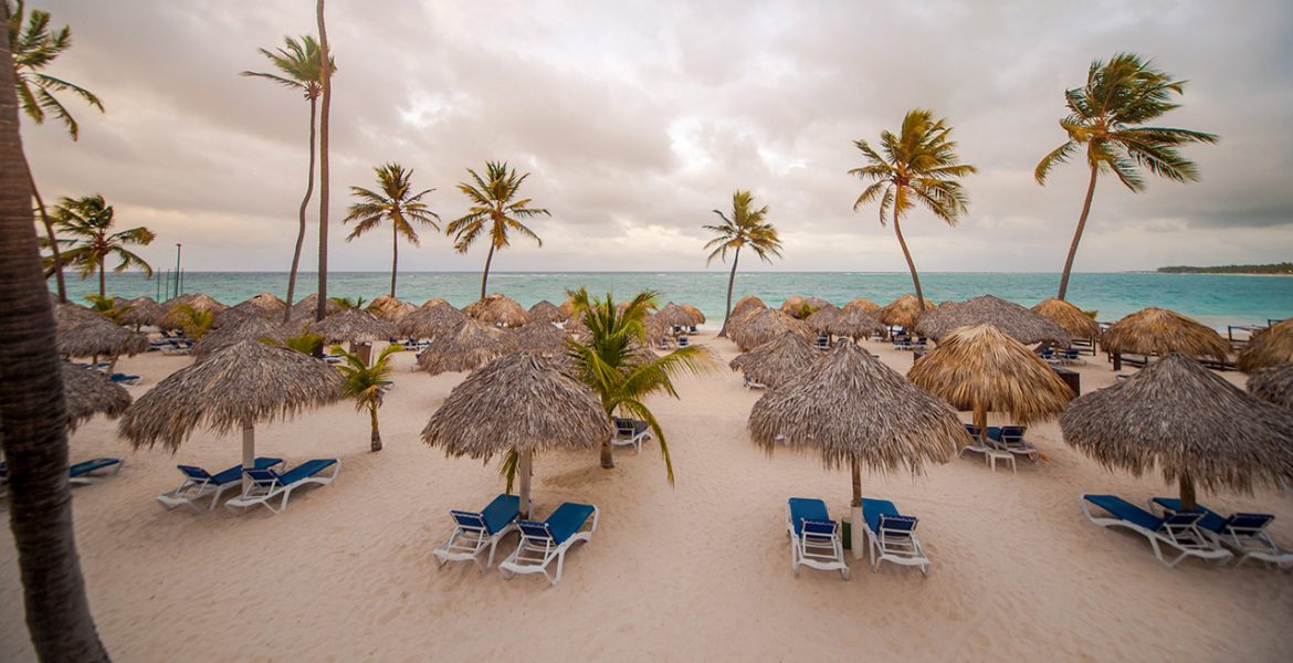 beach-loungers-umbrellas-hotel-punta-cana-princess-dominican-republic