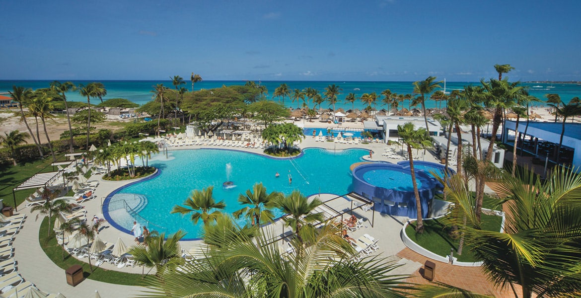 pool-view-riu-palace-antillas-aruba