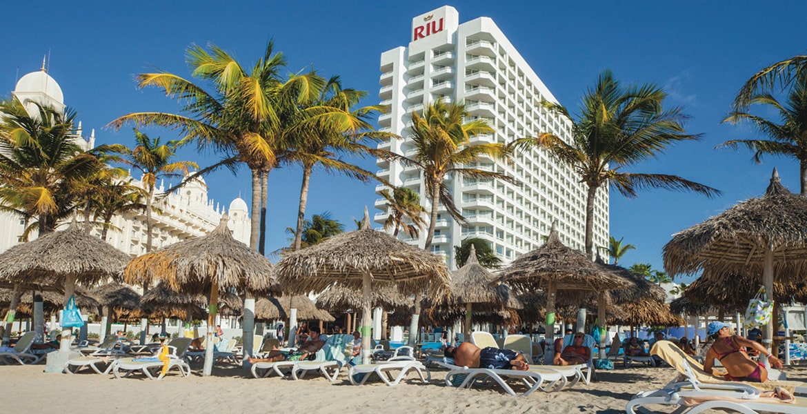 hotel-beach-view-riu-palace-antillas-aruba