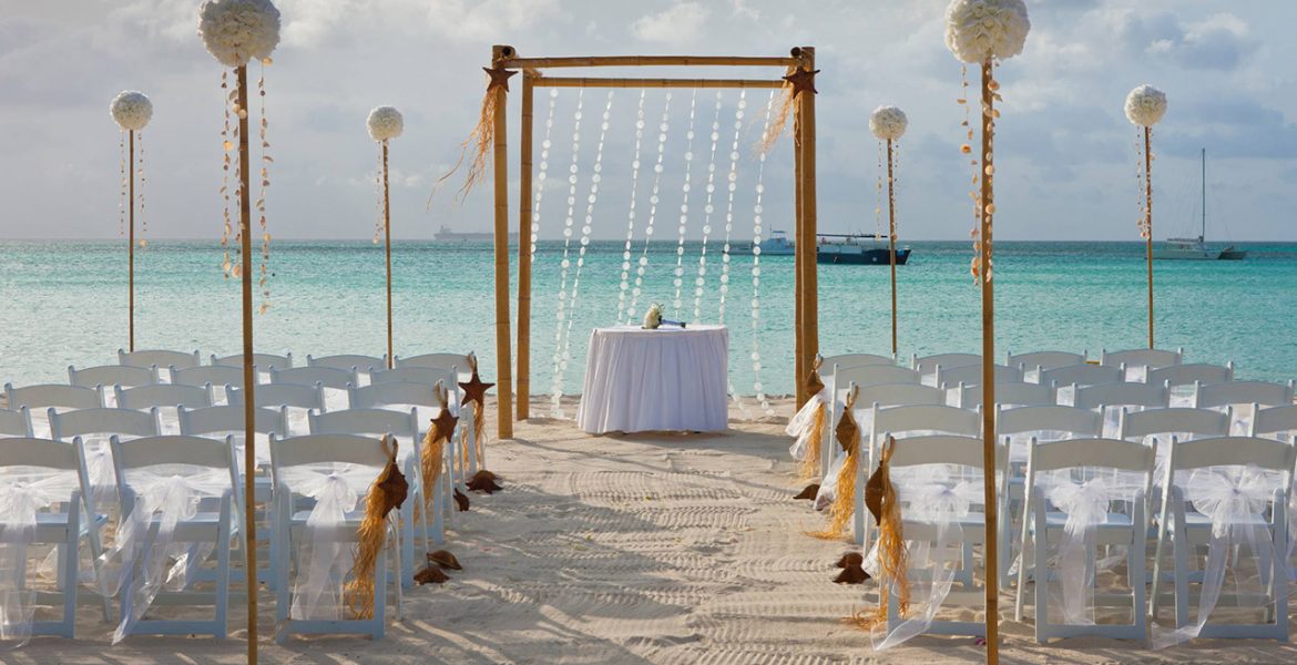 beach-wedding-hyatt-regency-aruba-resort-spa-casino-aruba