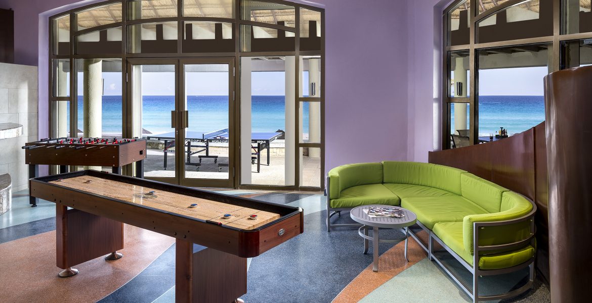 game-roomjw-marriott-cancun-mexico-beach-resort