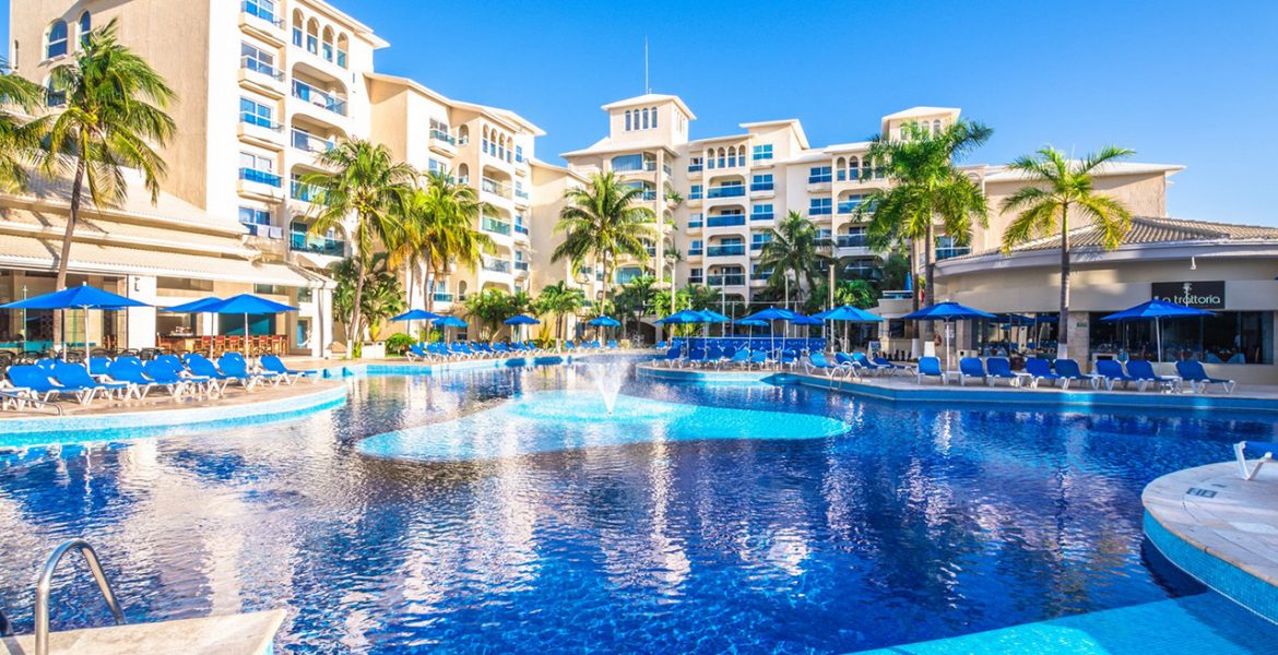 pool-occidental-costa-cancun-beach-resort