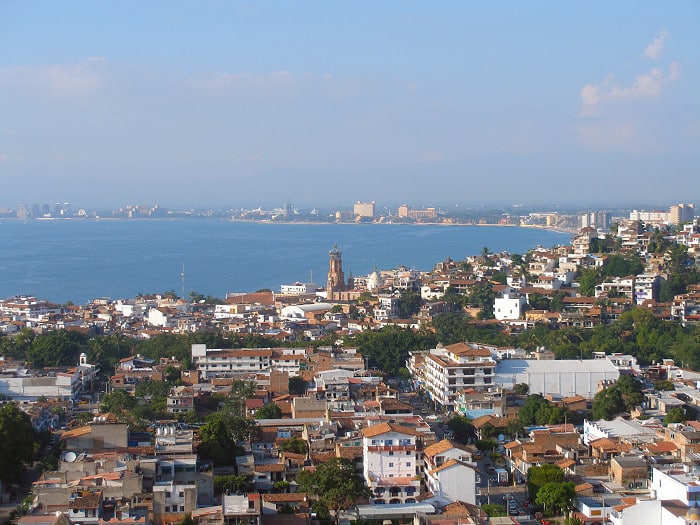 visit-old-town-puerto-vallarta-with-kids-on-vacation