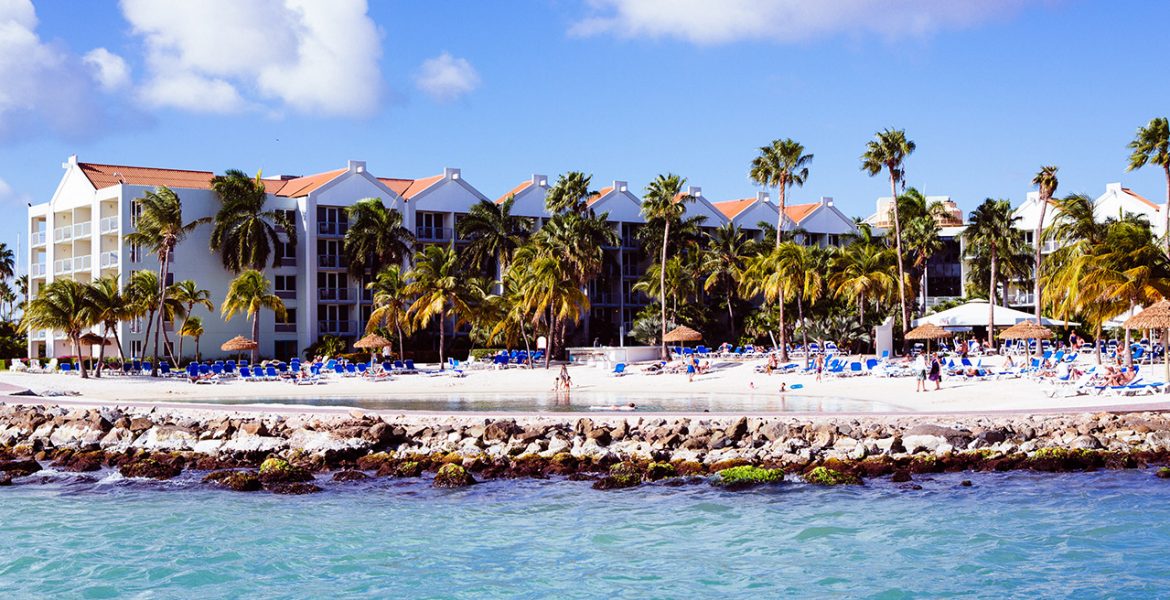 beach-Renaissance-Aruba-Resort-Casino