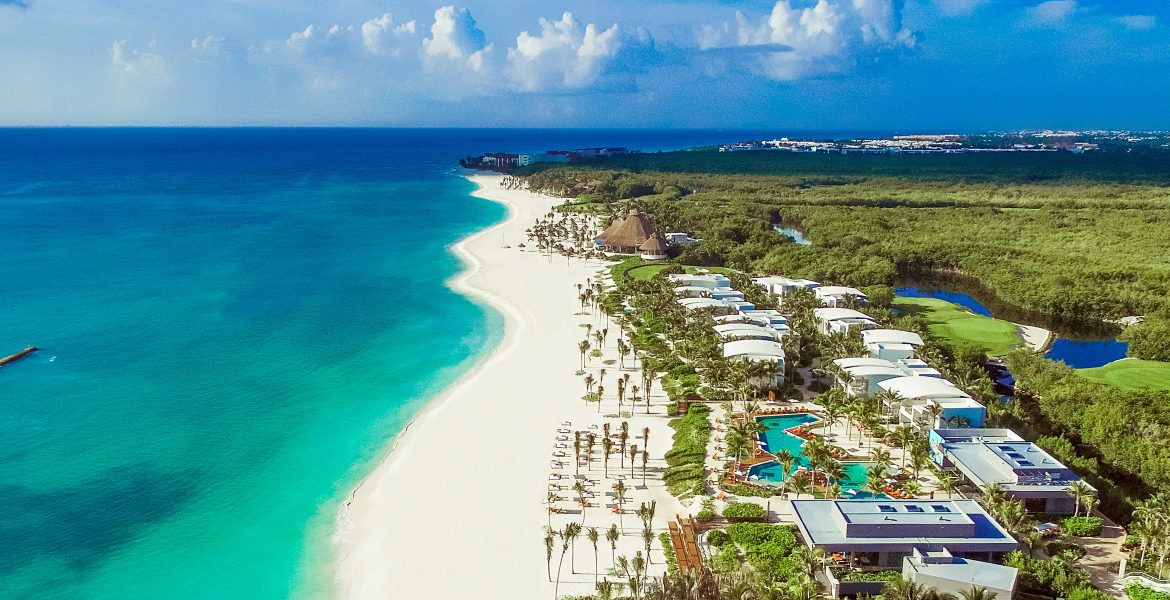 aerial-view-beach-andaz-mayakoba-resort-playa-del-carmen-mexico