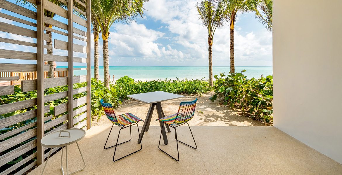 private-beachfront-patio-table-andaz-mayakoba-resort-playa-del-carmen-mexico