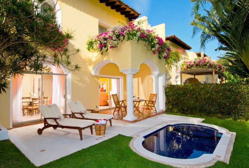 grand-class-plus-suite-with-jacuzzi-at-casa-velas-puerto-vallarta