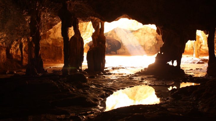 guadirikiri-cave-arikok-national-park-aruba