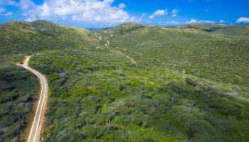 landscape-arikok-national-park-aruba