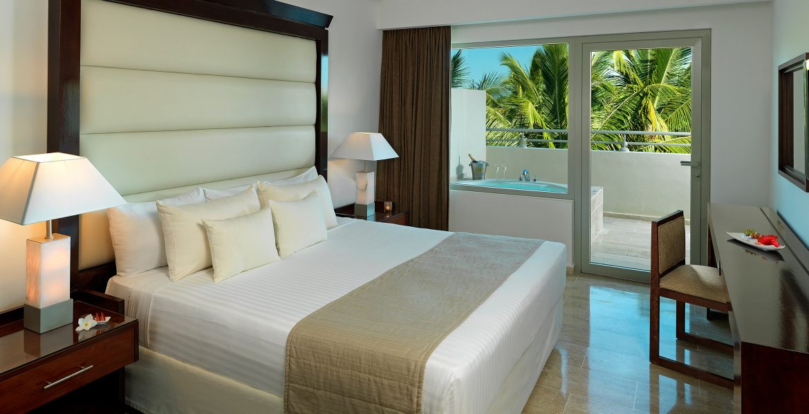 suite-bed-reserve-at-paradisus-punta-cana