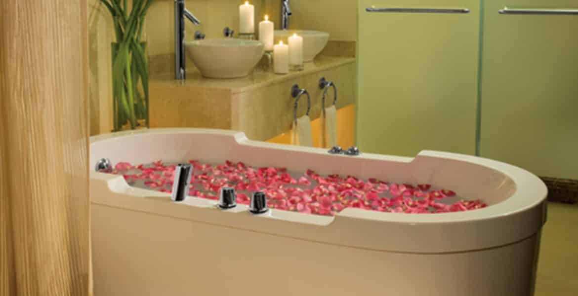 bath-tub-secrets-st-james-montego-bay-jamaica