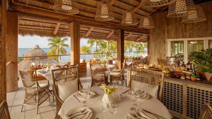 open-air-dining-bungalows-key-largo