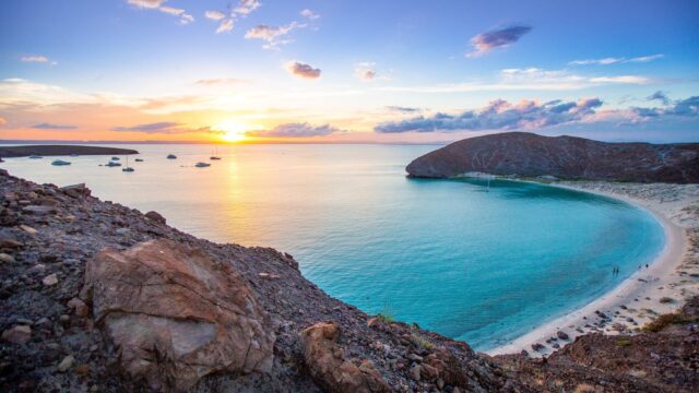 Playa Balandra Beach Guide: Mexico’s Otherworldly Natural Swimming Pool 