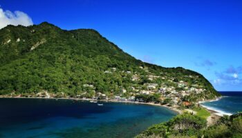 dominica-destination-caribbean-beach-vacation