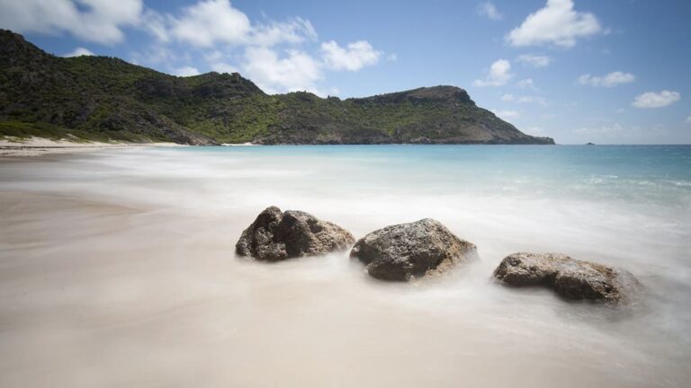nudist beach Grande Saline & Anse du Gouverneur in St. Barth's