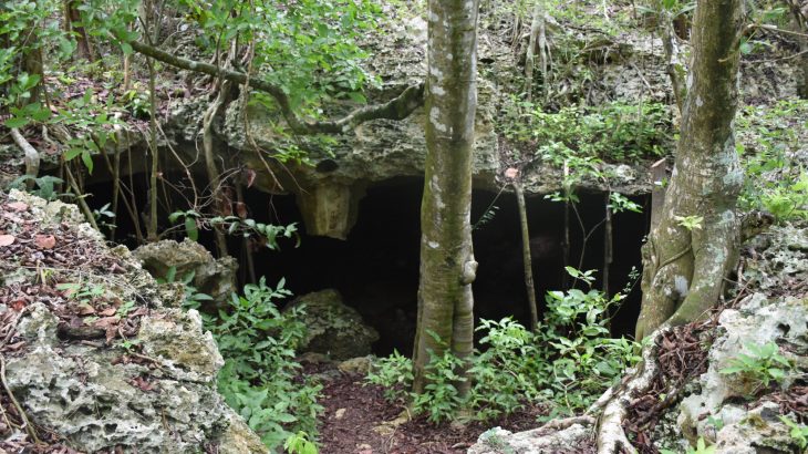 historic-captain-morgans-cave-andros-island-bahamas