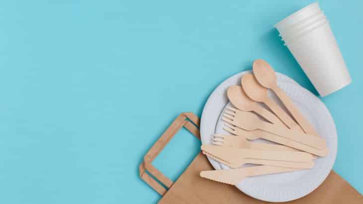 how-to-go-plastic-free-bamboo-utensils