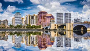 west-palm-beach-florida-skyline