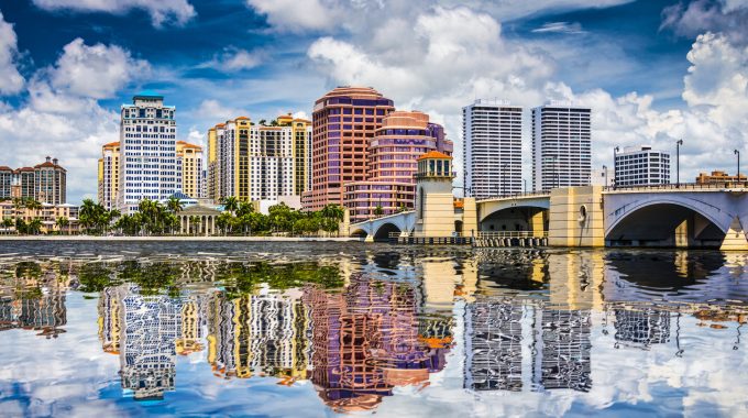 west-palm-beach-florida-skyline