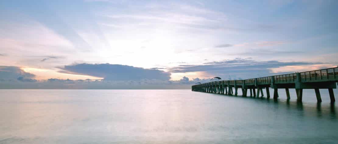 lake-worth-beach-pier-palm-beach-florida