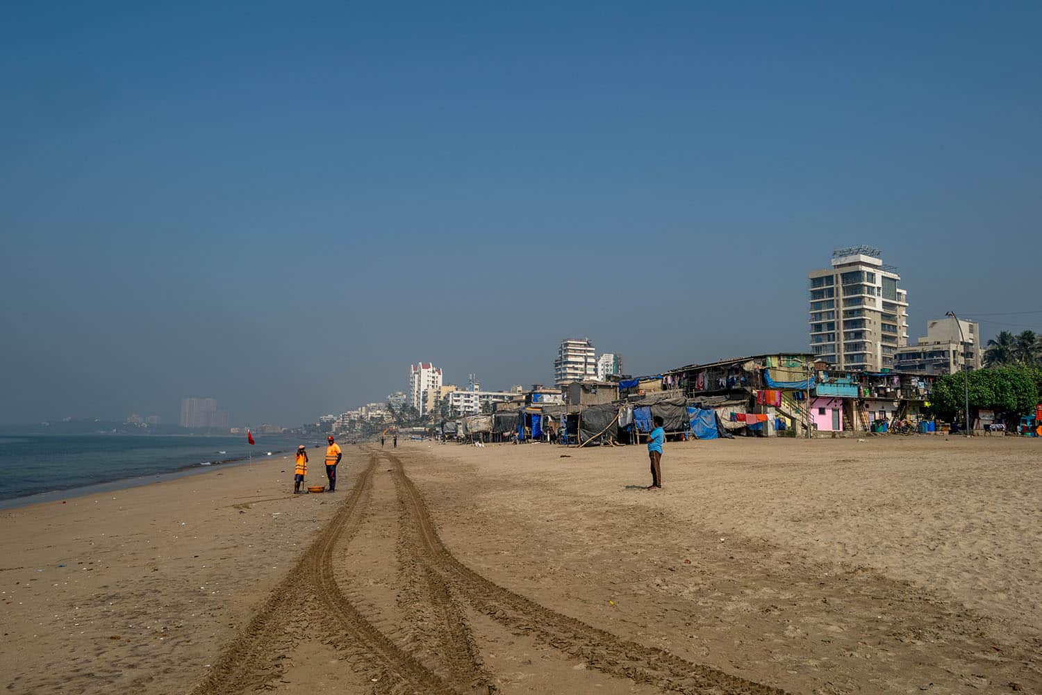 Clean beach in Mumbai