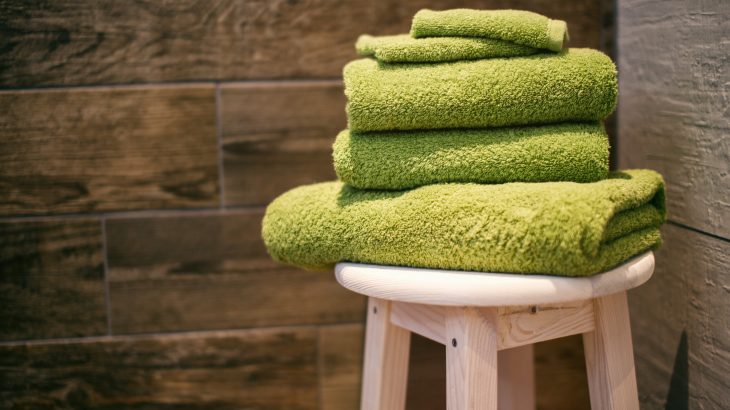 reuse-hotel-towels-on-vacation-eco-friendly-travel