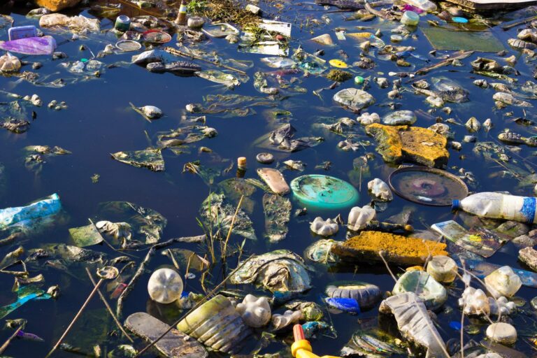 scary-facts-plastic-pollution-10-main-polluted-rivers