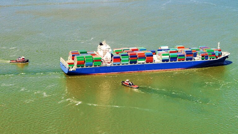 scary-facts-plastic-pollution-united-states-exports-plastic-waste