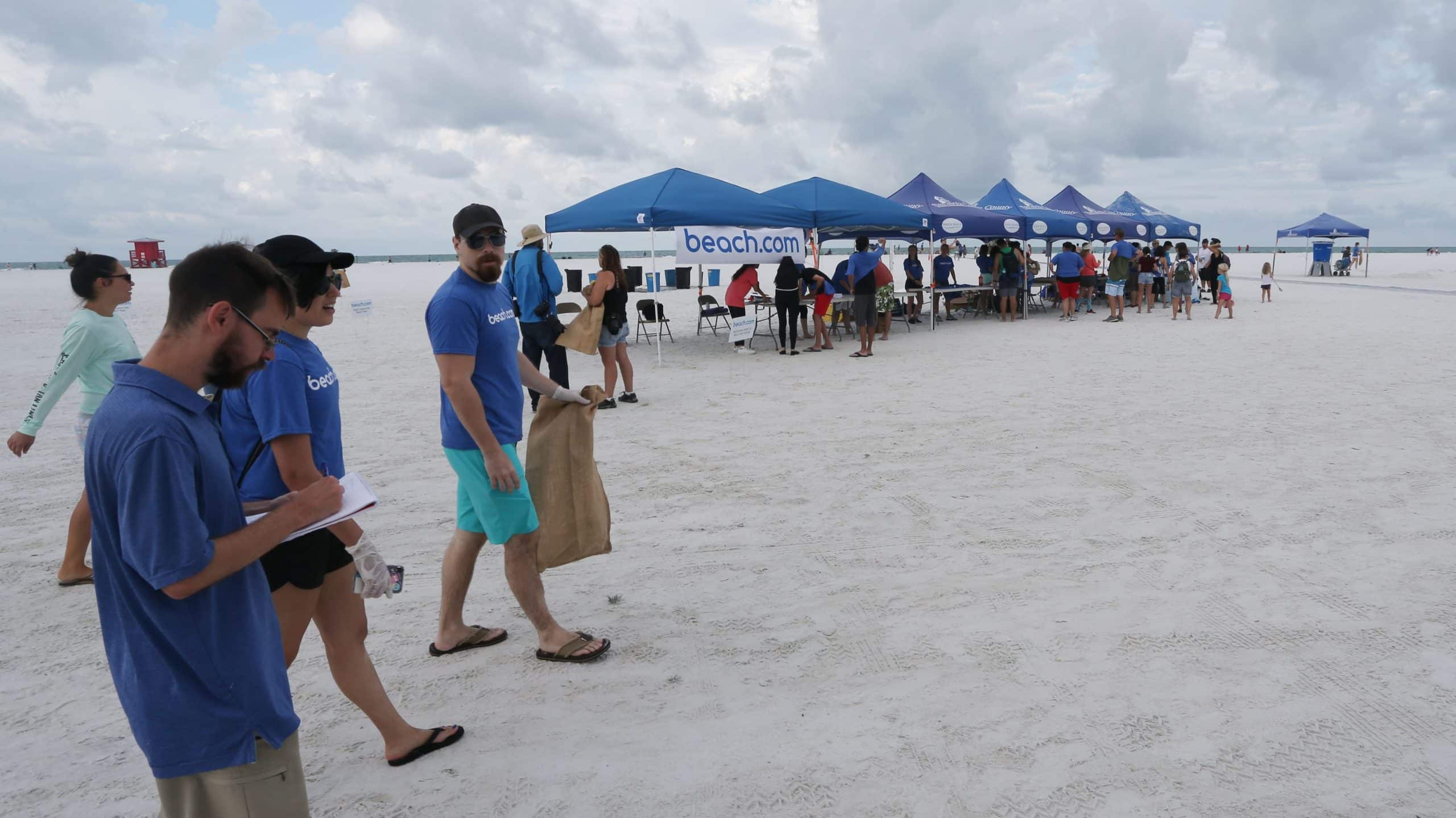 http://beach.com%20world%20oceans%20day%20beach%20cleanup%20event