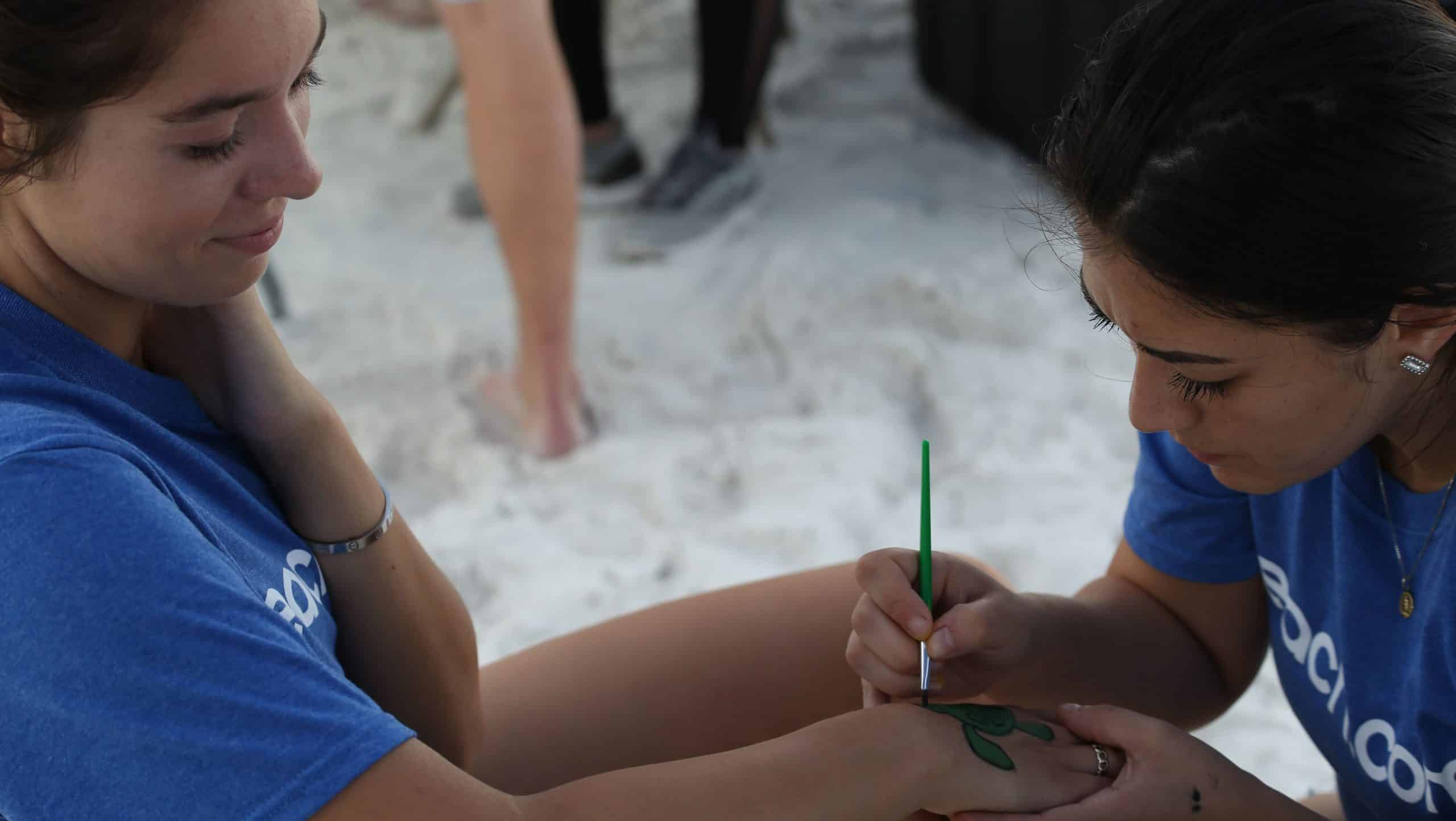 http://beach.com%20world%20oceans%20day%20beach%20cleanup%20event