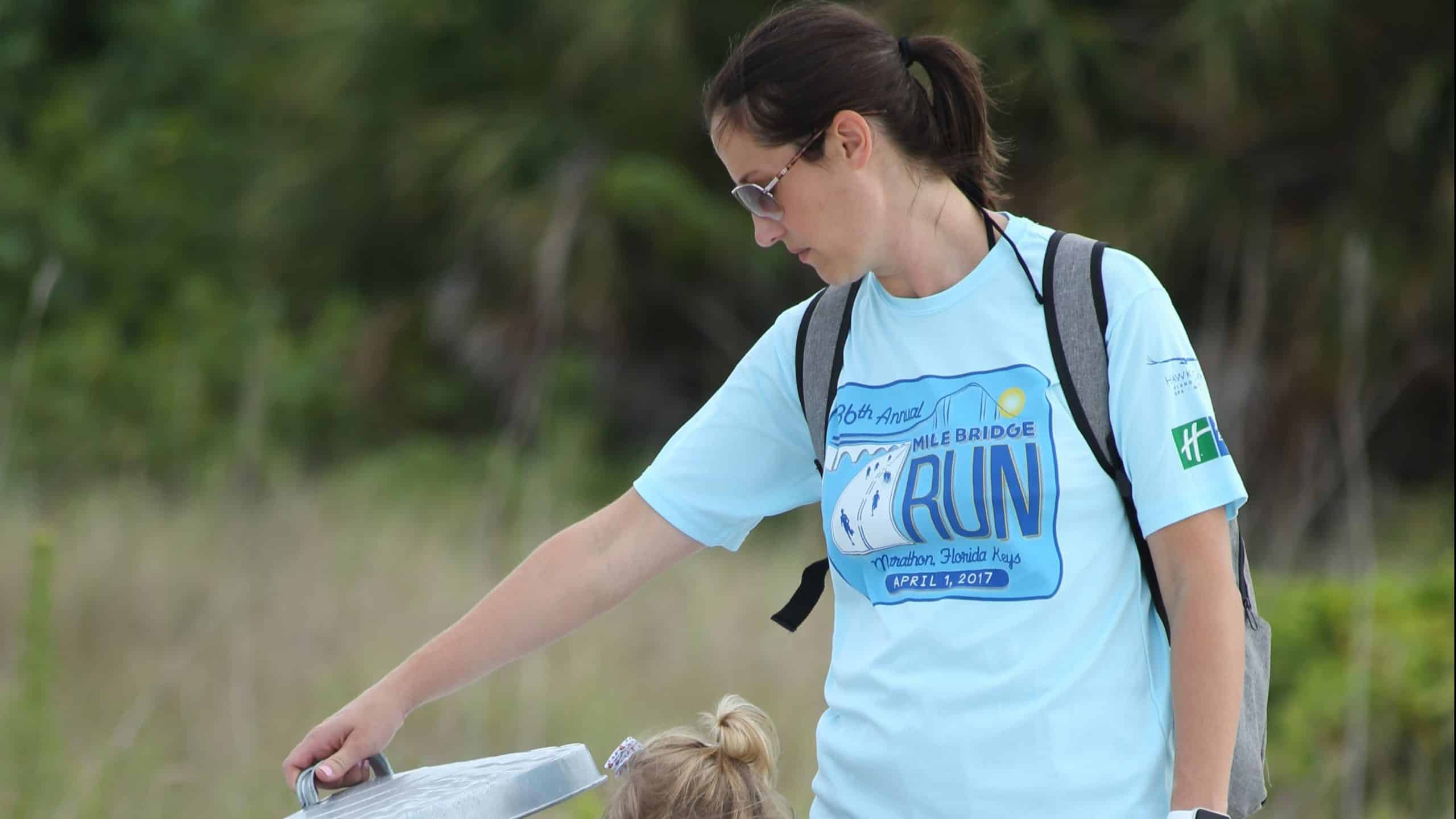 http://beach.com%20world%20oceans%20day%20beach%20cleanup%20event