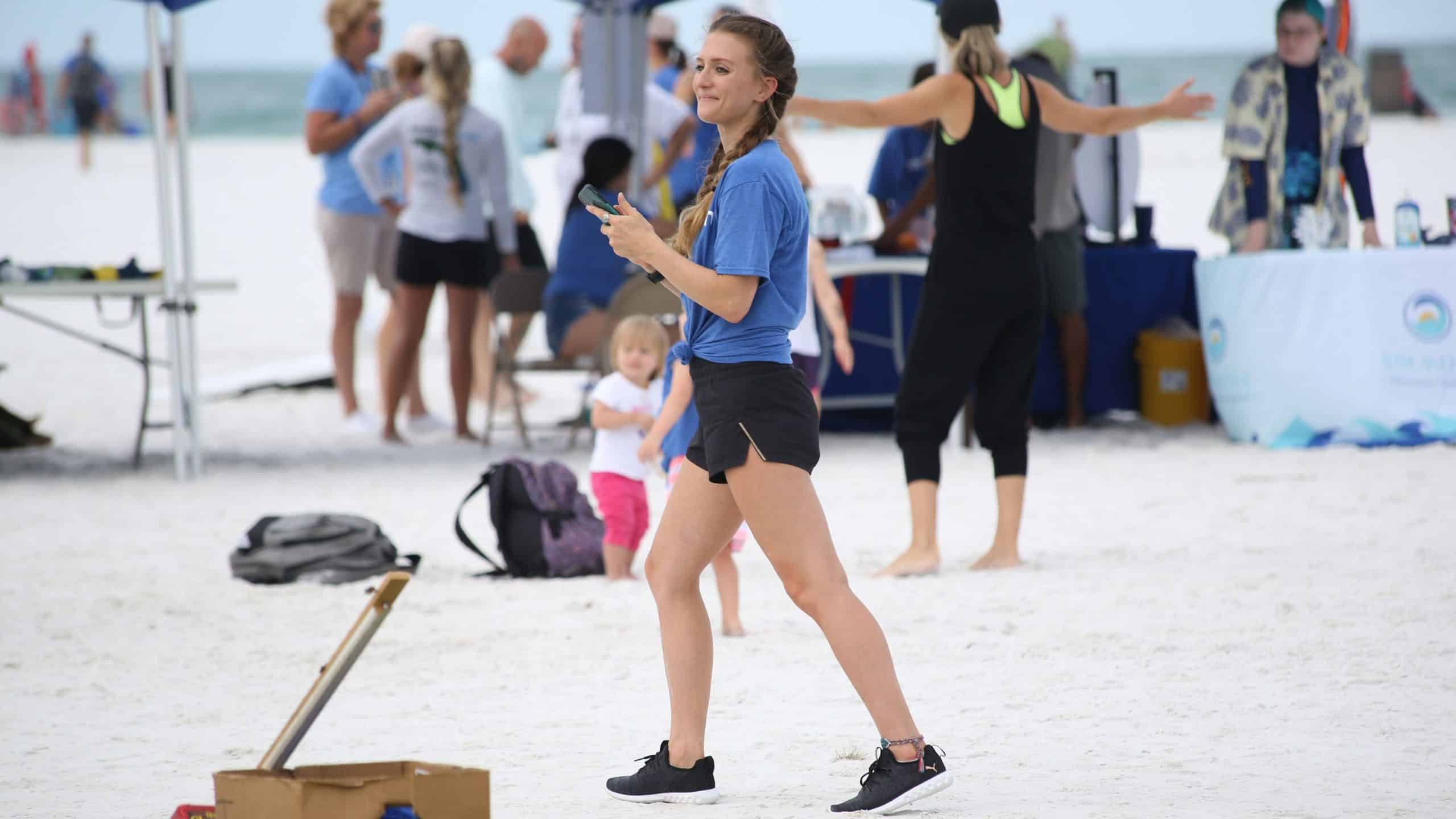 http://beach.com%20world%20oceans%20day%20beach%20cleanup%20event