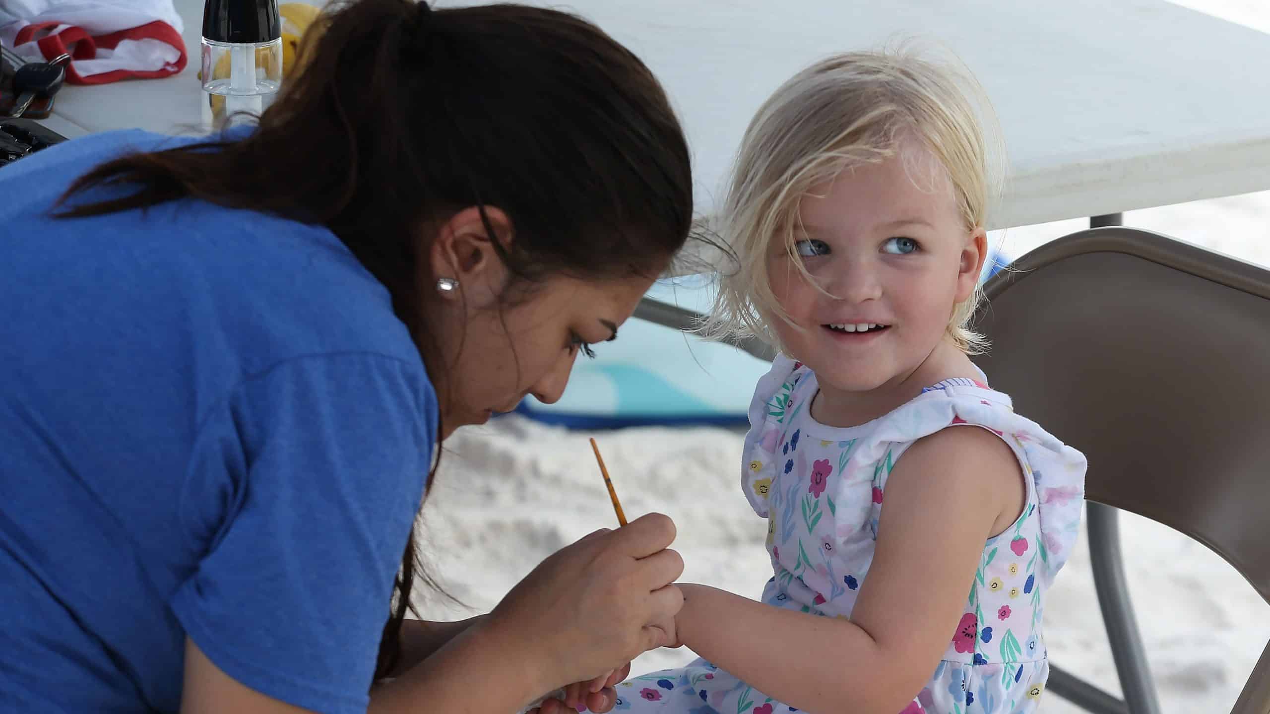 http://beach.com%20world%20oceans%20day%20beach%20cleanup%20event